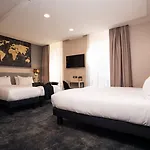 Hotel Univers 4*