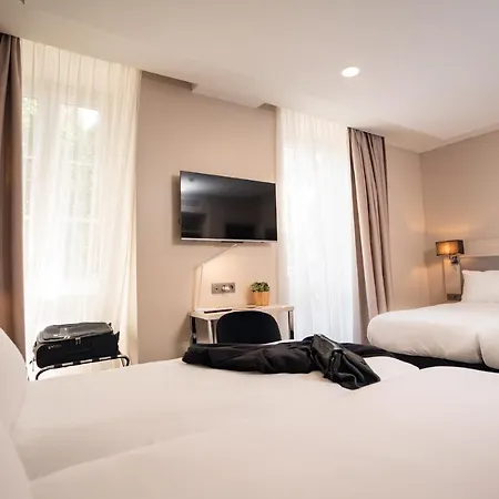 Univers 4* Nizza