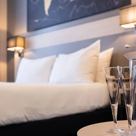 Univers Szálloda Nizza