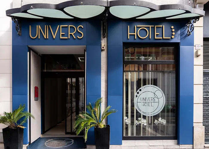 Univers 4*