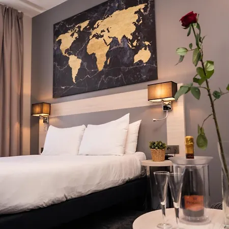 Univers Hotell