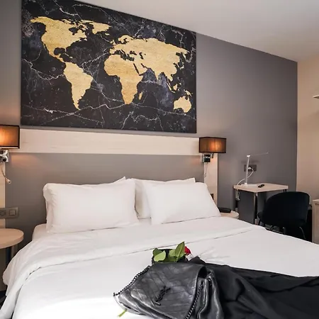 Univers 4* Nizza